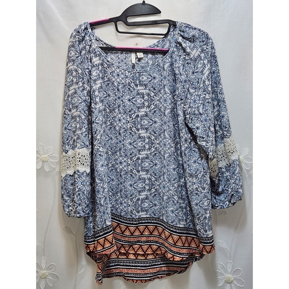 Est. 1946 Womens Large Blue Blouse Floral Geometric Peasant Flowy Artsy Colorful